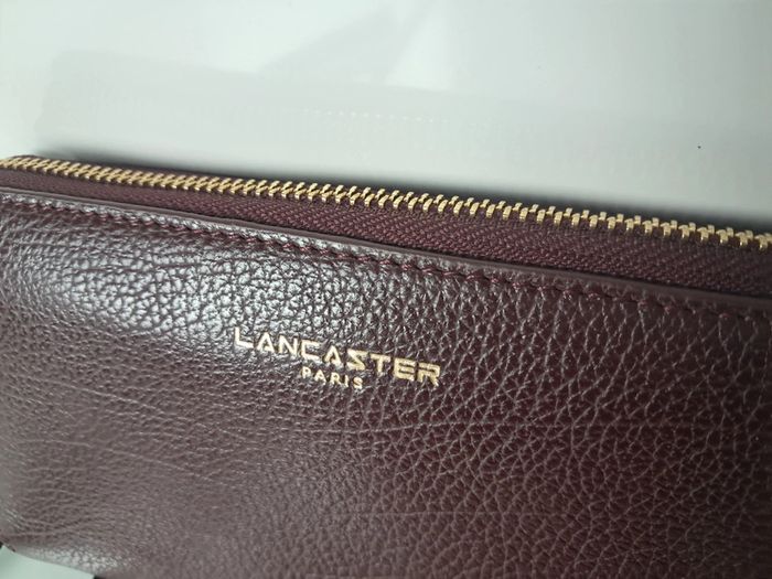 Lancaster portefeuille en cuir bordeau avec dragone neuf - photo numéro 3