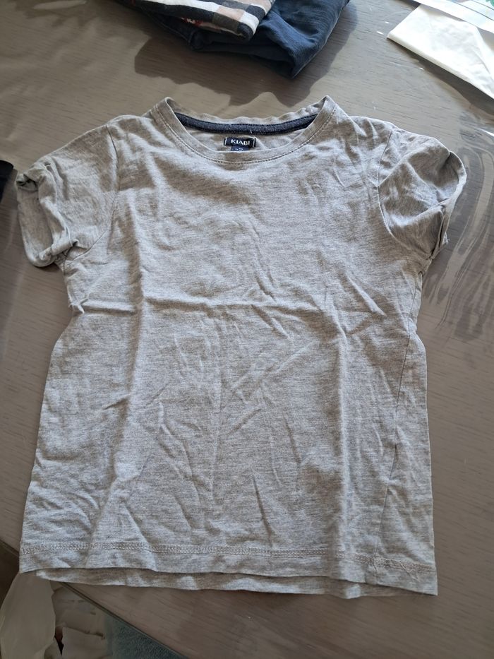 Lot 4 Tee-shirts - photo numéro 2