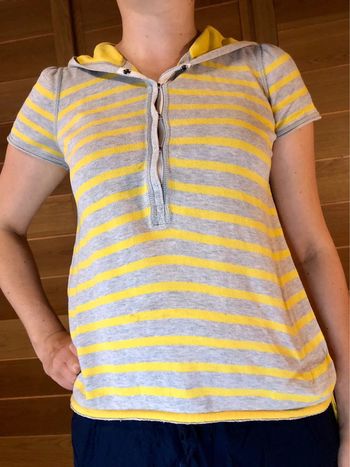 Pull léger à capuche