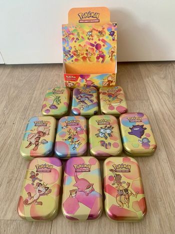 Lot de 10 Mini Tin Pokémon Kanto + Display