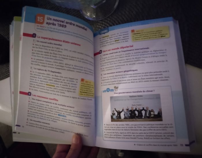 Livre "Prépabrevet" Histoire-Géo et Emc tout le programme 320 pages 3e Hatier neuf - photo numéro 4