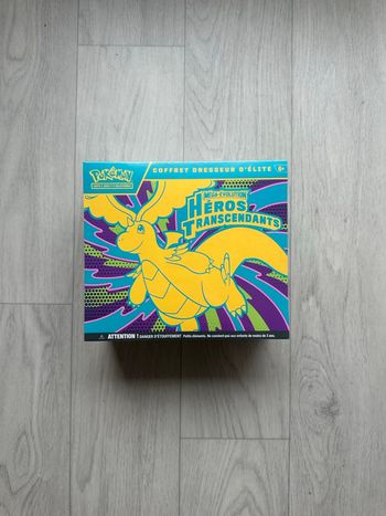ETB Pokémon ME2.5 Héros transcendants trouée FR