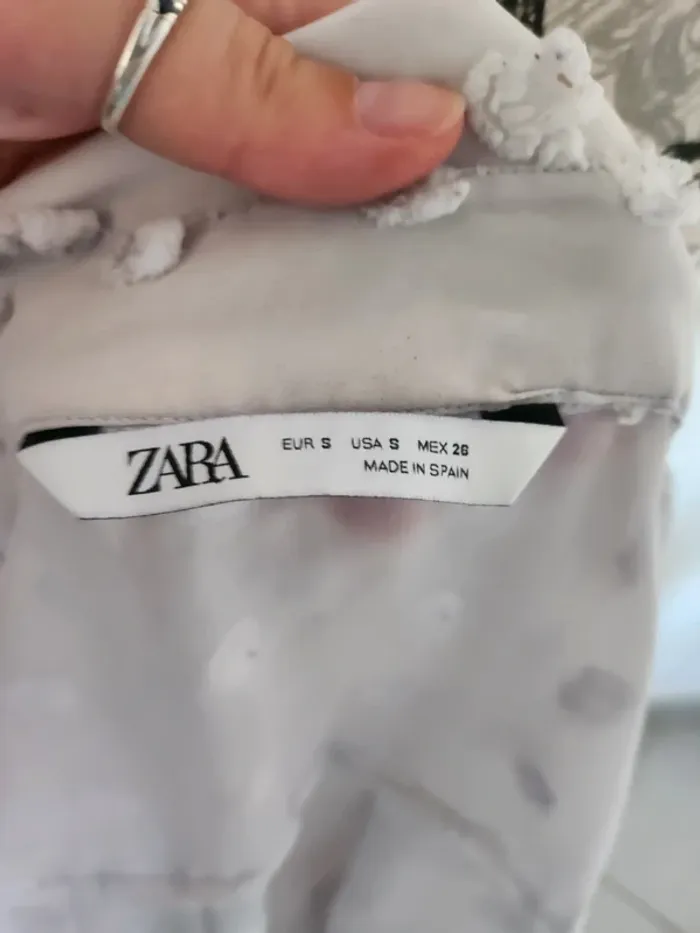 Superbe Chemise blanche habillée Zara de taille 36 - photo numéro 6