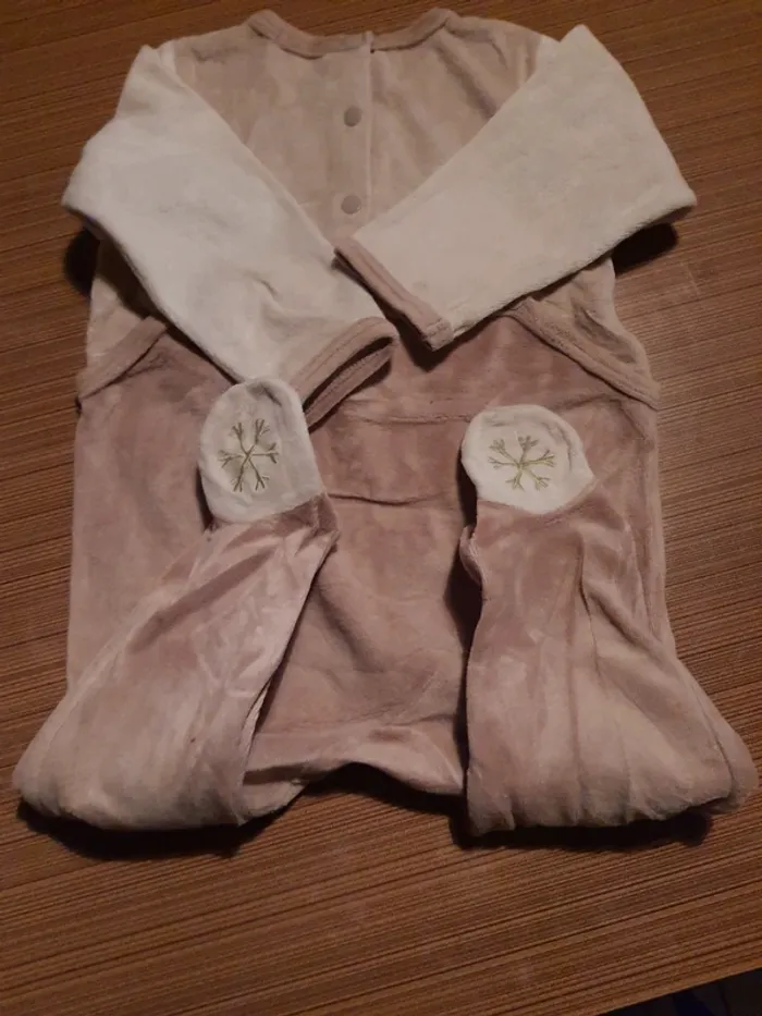 Pyjama - photo numéro 6