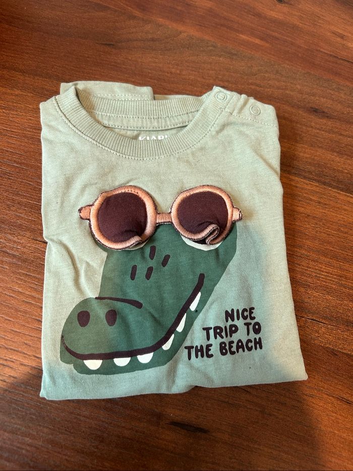 Tee shirt