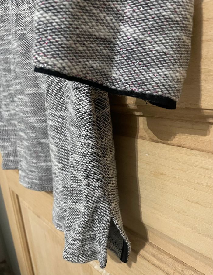 Petit pull gris lacet à l’arrière manches 3/4 taille S - photo numéro 19