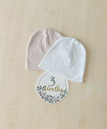 Lot de 2 bonnets fille h&m 62 cm