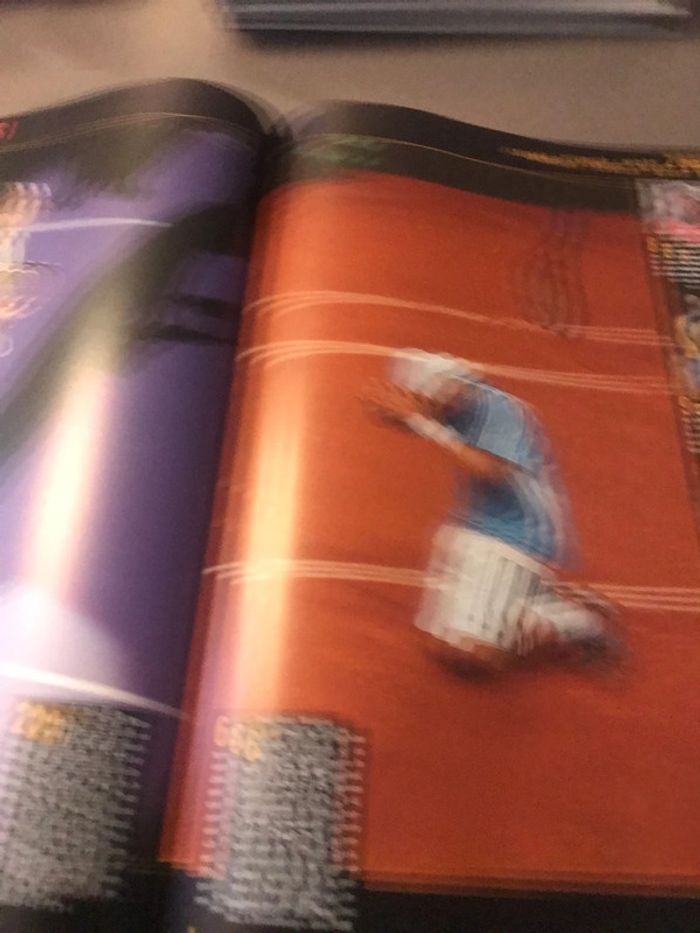 Livre L’équipe année 2005 - photo numéro 5