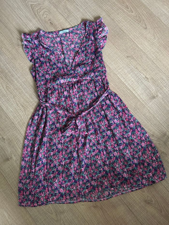 Robe imprimée à manches courtes Lilie Rose taille M/L jamais portée - photo numéro 7