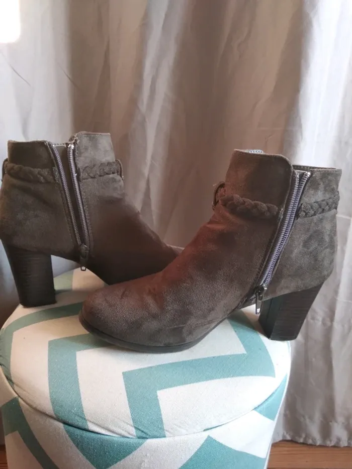 Bottines en daim - photo numéro 3