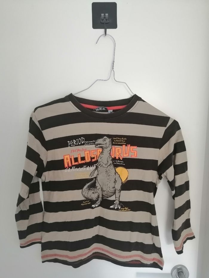 Tee shirt manche longue 8 ans