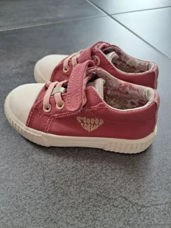 Chaussures T.23