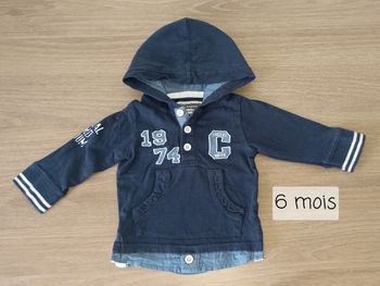 Pull taille 6 mois