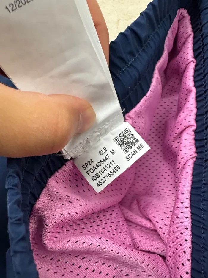 Short Oakley à empiècement bleu marine et rose Neuf Taille M - photo numéro 7