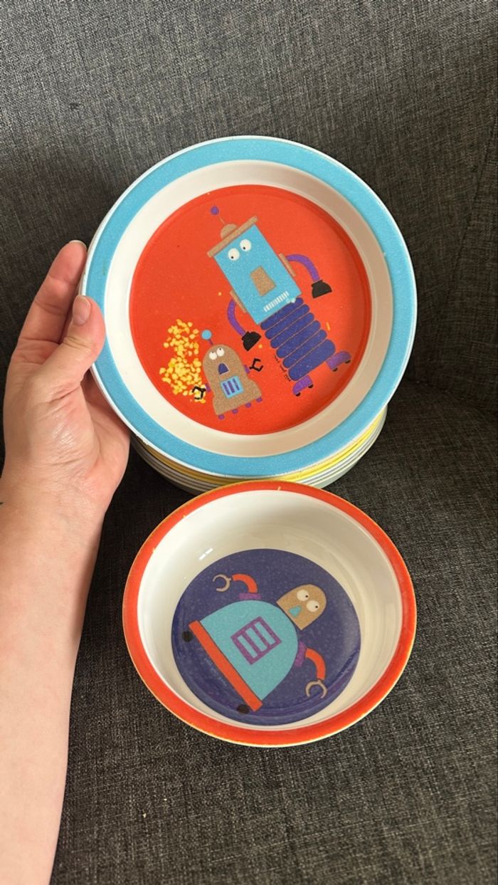 Lot d’assiettes pour enfant colorées – IKEA - photo numéro 2