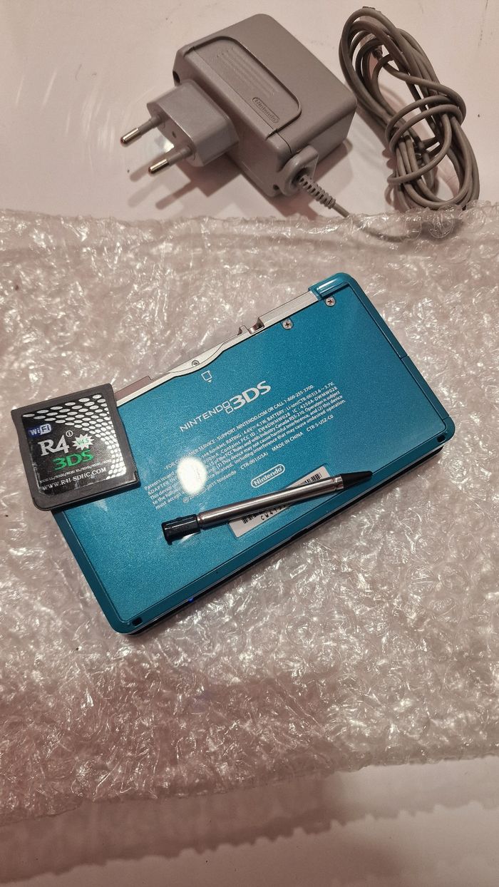 Nintendo 3ds tres bonne état - photo numéro 2