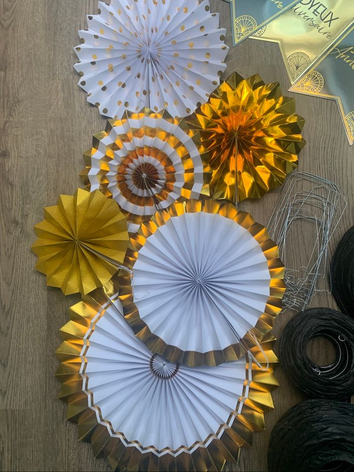 Lot décoration anniversaire, très bon état - photo numéro 2