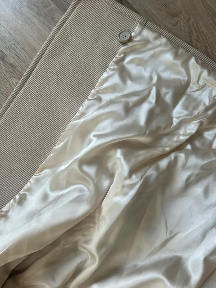 Yves Saint-Laurent, variations manteau, caban beige, crème - photo numéro 8