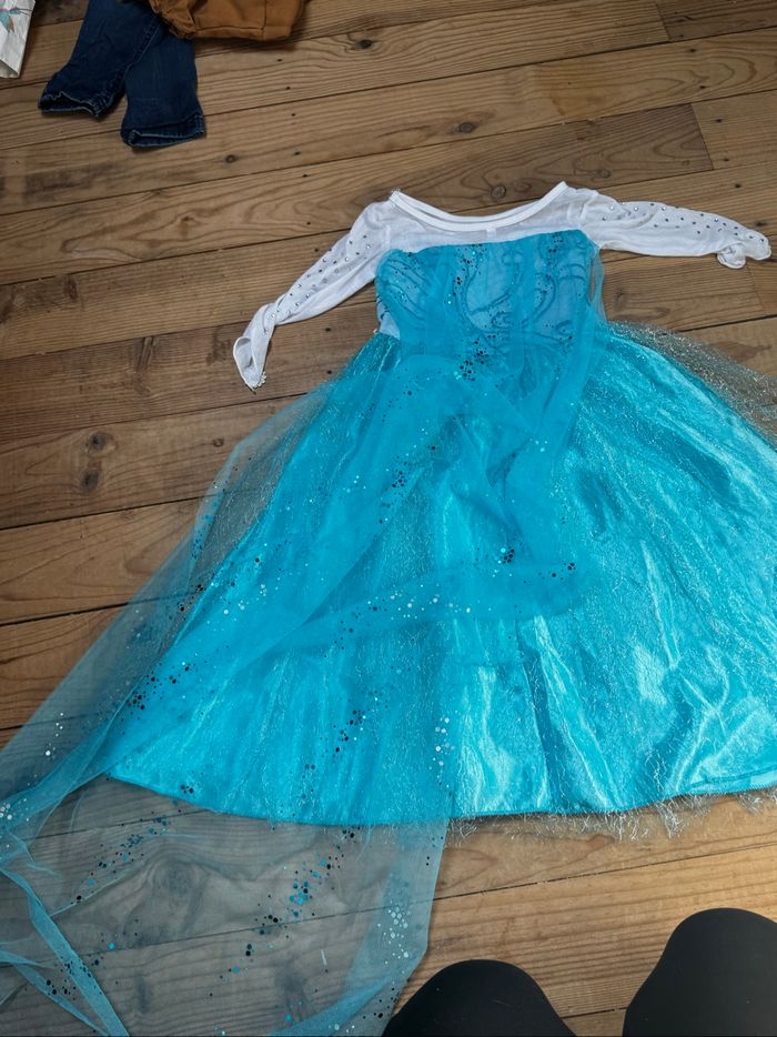 Déguisement reine des neiges taille 100 - photo numéro 9