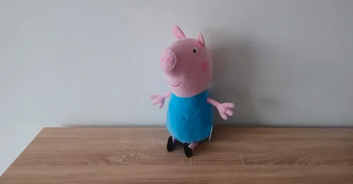 Peluche George Pig, environ 50 cm de hauteur, propre et en très bon état. - photo numéro 2