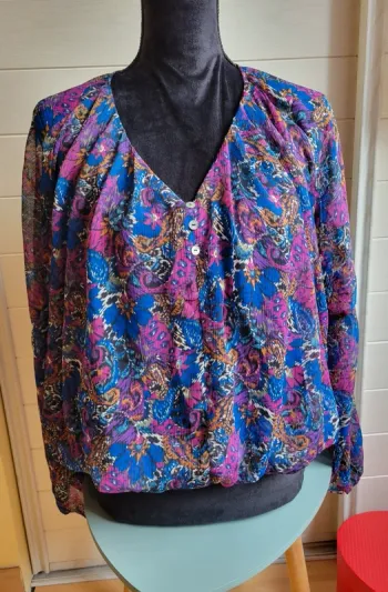 Jolie blouse mulicouleur Promod 40