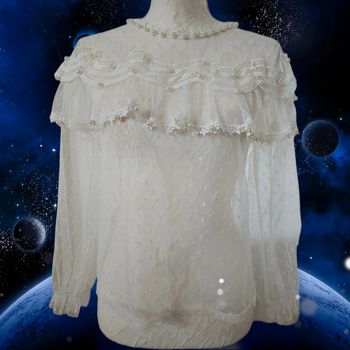 Blouse en dentelle Neuve