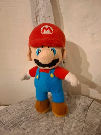Peluche Mario - Super Mario 2010