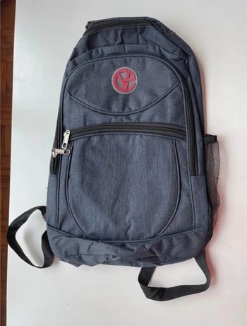 Sac à dos bleu foncé neuf