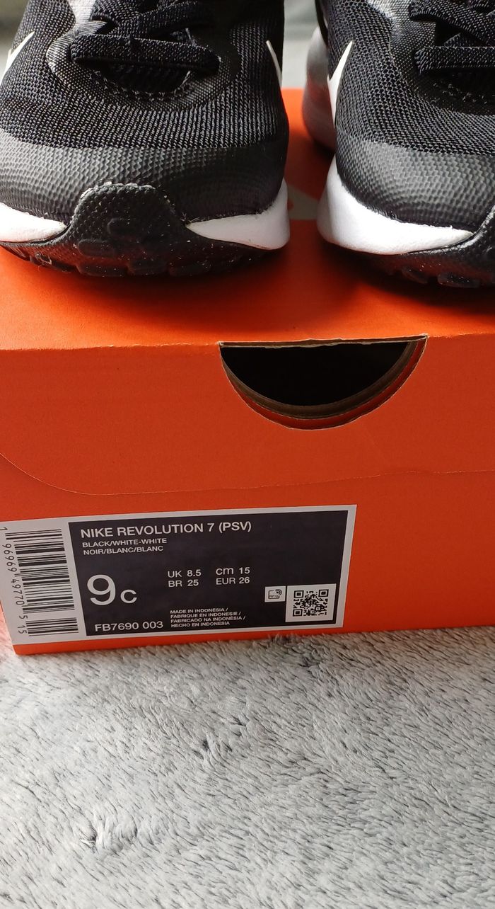 Baskets Nike Revolution 7 - photo numéro 4