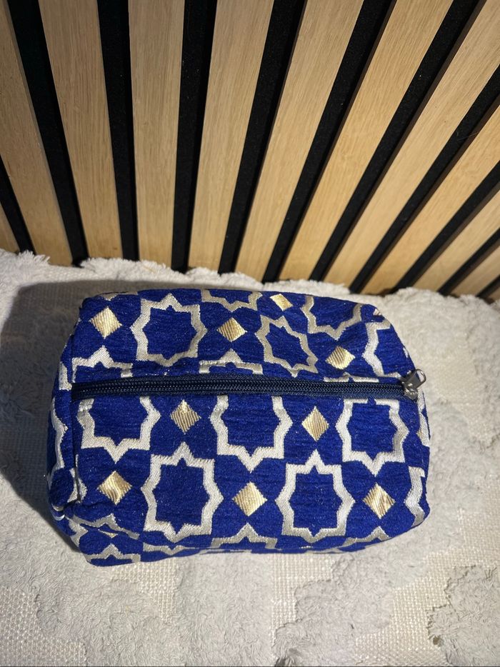 Petite trousse à maquillage - photo numéro 3