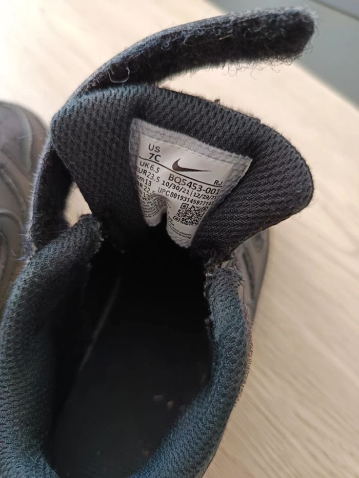 Basket Nike noir 23.5 - photo numéro 3