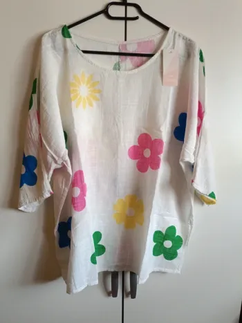 Blouse légère fleurie en coton