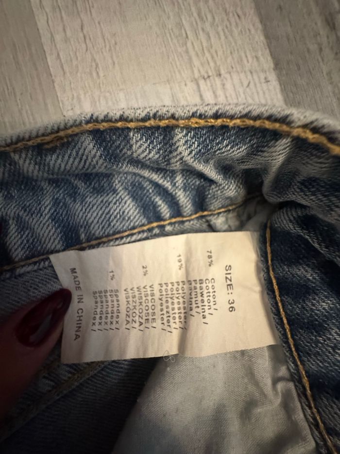 Jean large troué - photo numéro 3