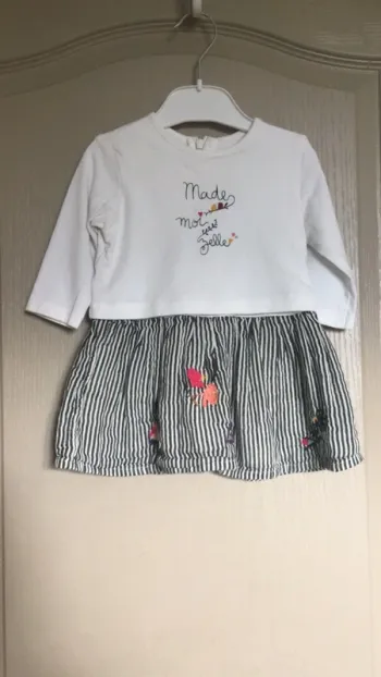 Robe catimini 6 mois