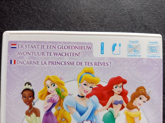 Nintendo - Wii - Disney princess - Mon royaume enchanté - photo numéro 3