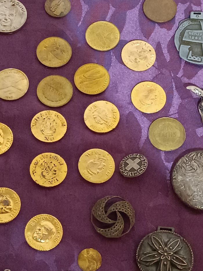 Anciens jetons Shell et autres - photo numéro 10