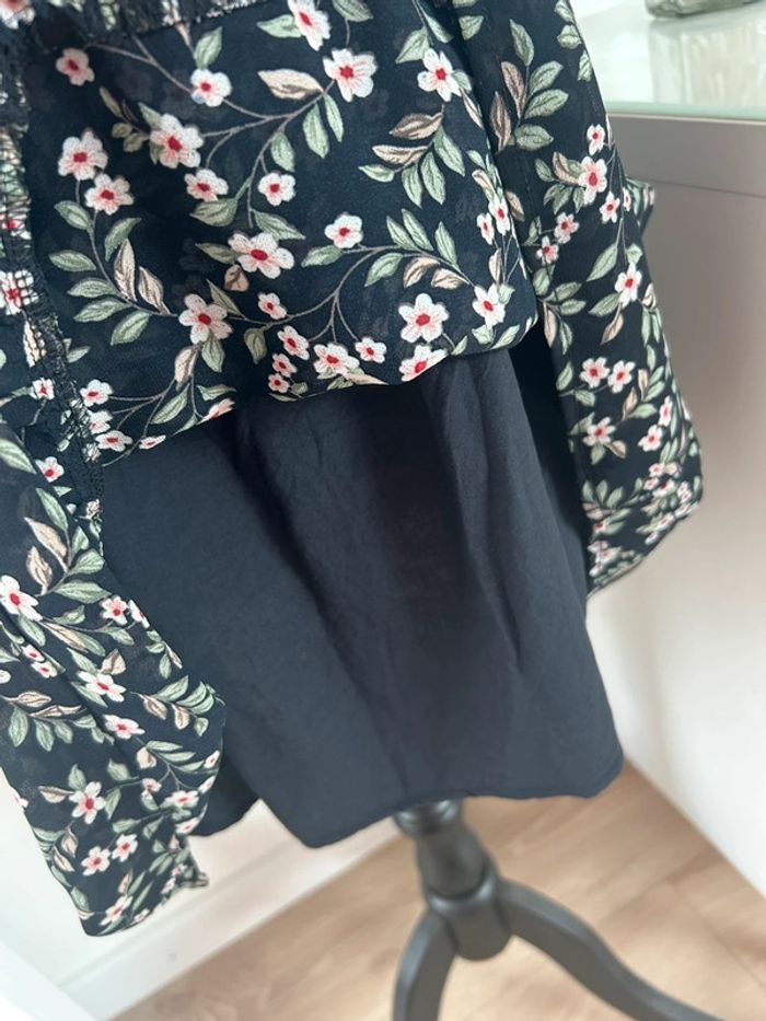 Robe noire fleurie taille M - photo numéro 5