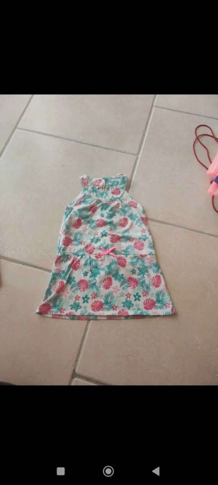Robe 24 mois
