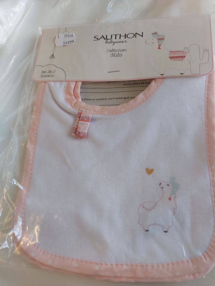 Lot de 2 bavoirs mila sauthon neuf