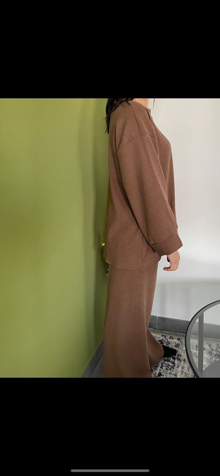 Ensemble en velours - photo numéro 2