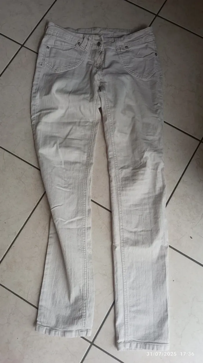 Jean beige