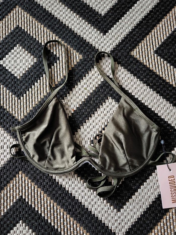 Haut de maillot de bain kaki taille 40 neuf