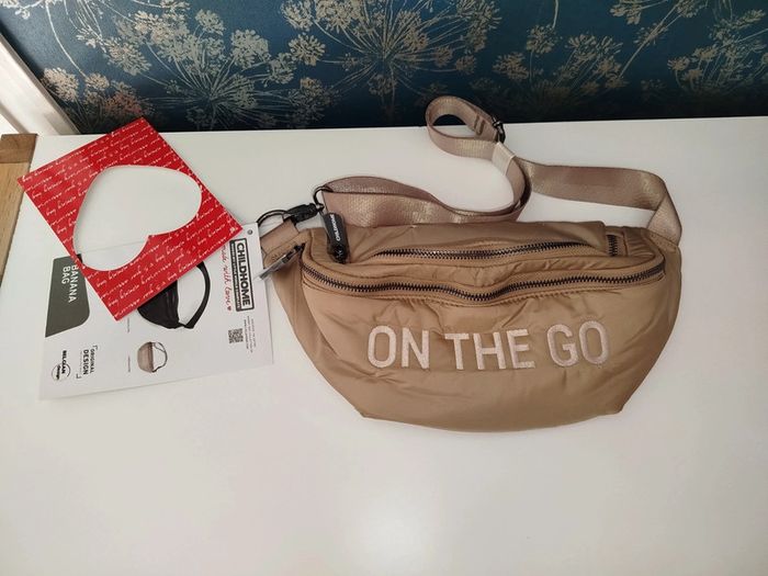 Sac Banane Childhome Banana bag matelassé beige brodé Neuf - photo numéro 11