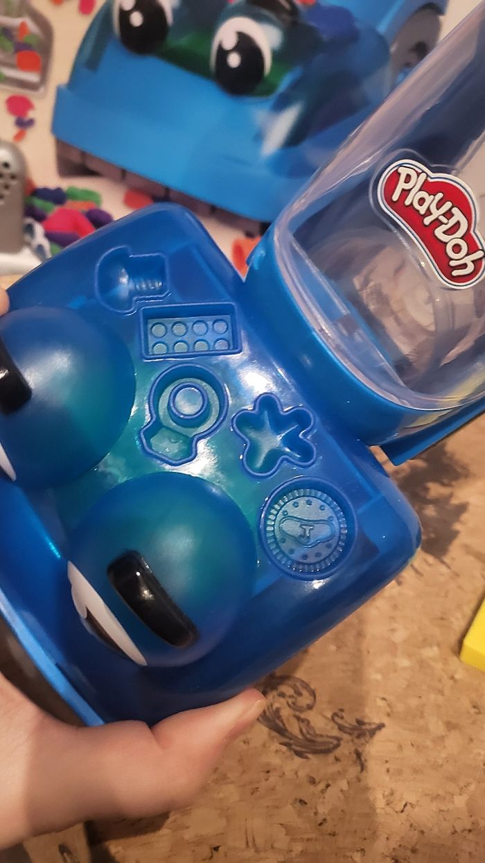 Pâte à modeler aspirateur - photo numéro 7