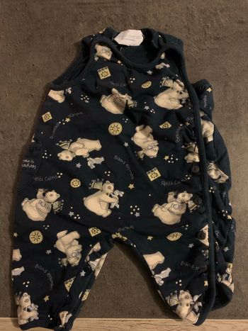 Sur pyjama/ combinaison