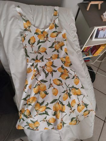 Robe patineuse citrons h&m 34
