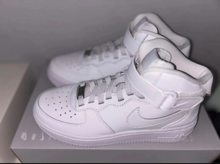 Nike Air Force 1 Mid P.38,5 Neuves unisex - photo numéro 6