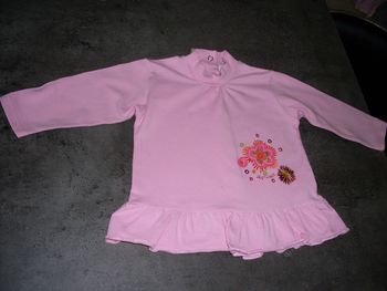 haut Alphabet 9 mois en très bon état