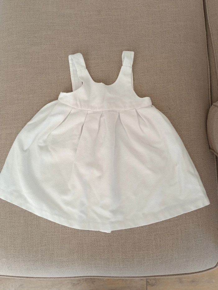 Robe cousue main 12 mois en piqué de coton
