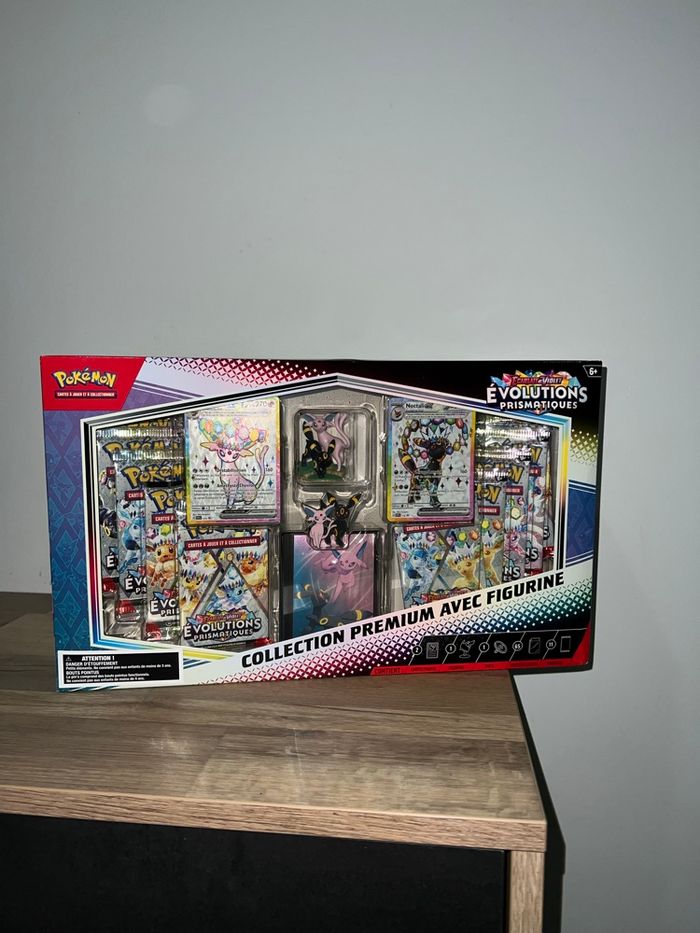 Coffret 8.5 évolutions prismatiques collection premium figurine - photo numéro 2